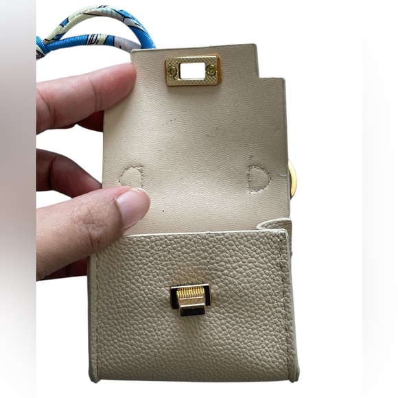 Elegant Cream Mini Bag Charm - Picture 2 of 4